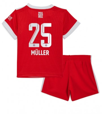 Bayern Munich Thomas Muller #25 Hjemmedraktsett Barn 2022-23 Kortermet (+ Korte bukser)